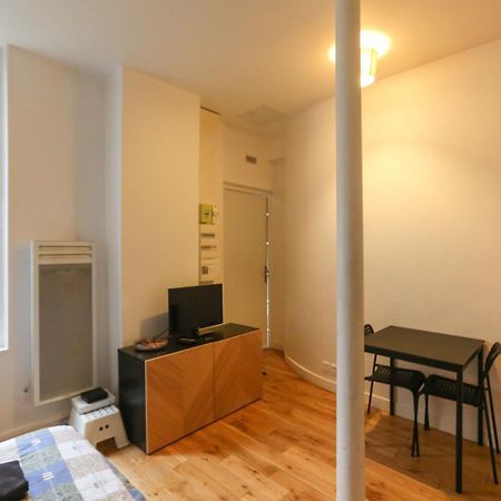 Nice And Comfortable Studio Apartment Paris Ngoại thất bức ảnh