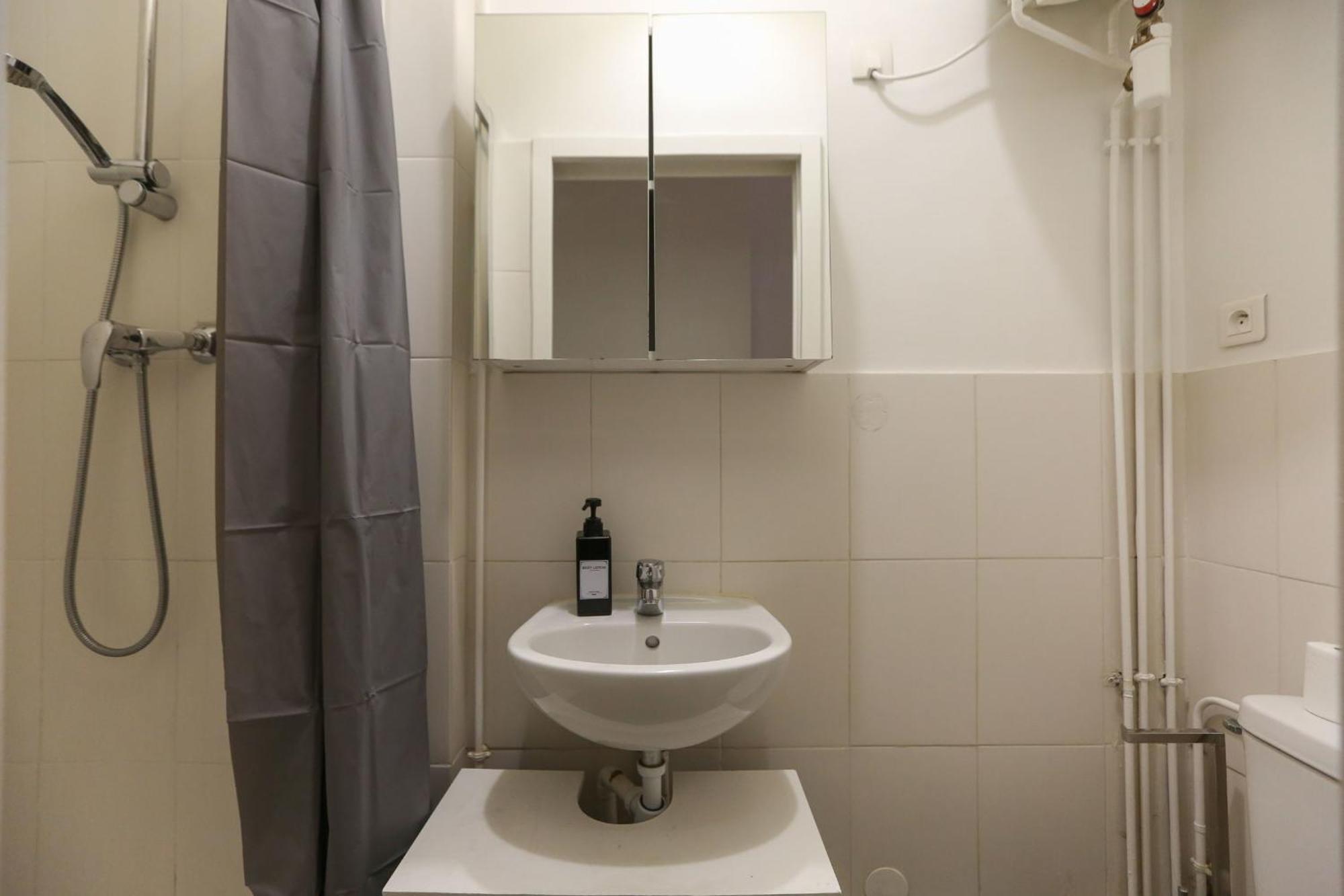 Nice And Comfortable Studio Apartment Paris Ngoại thất bức ảnh
