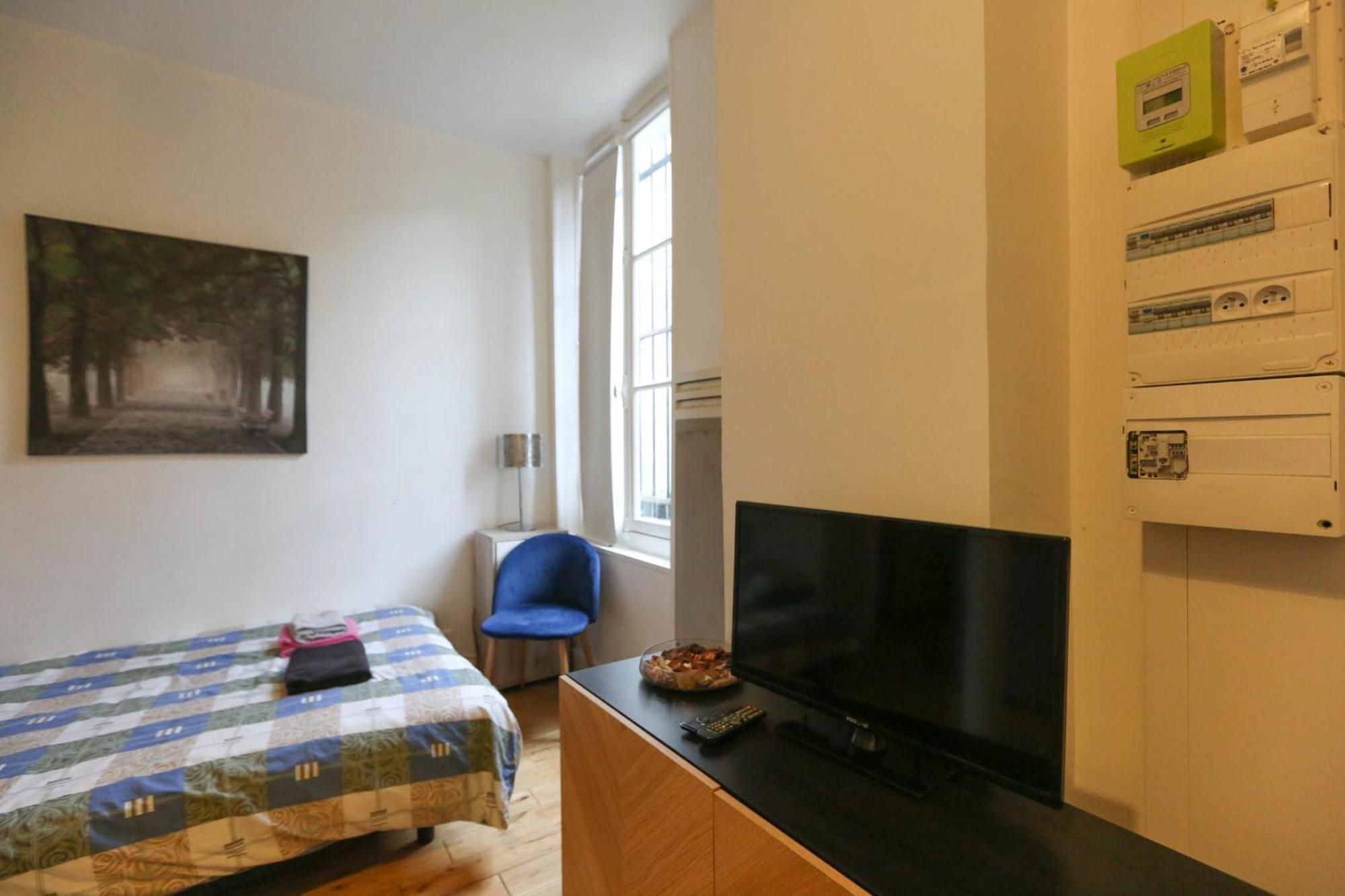 Nice And Comfortable Studio Apartment Paris Ngoại thất bức ảnh