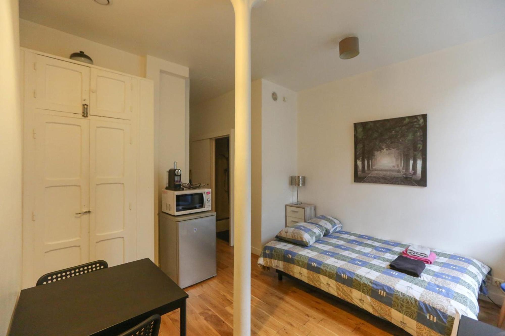 Nice And Comfortable Studio Apartment Paris Ngoại thất bức ảnh
