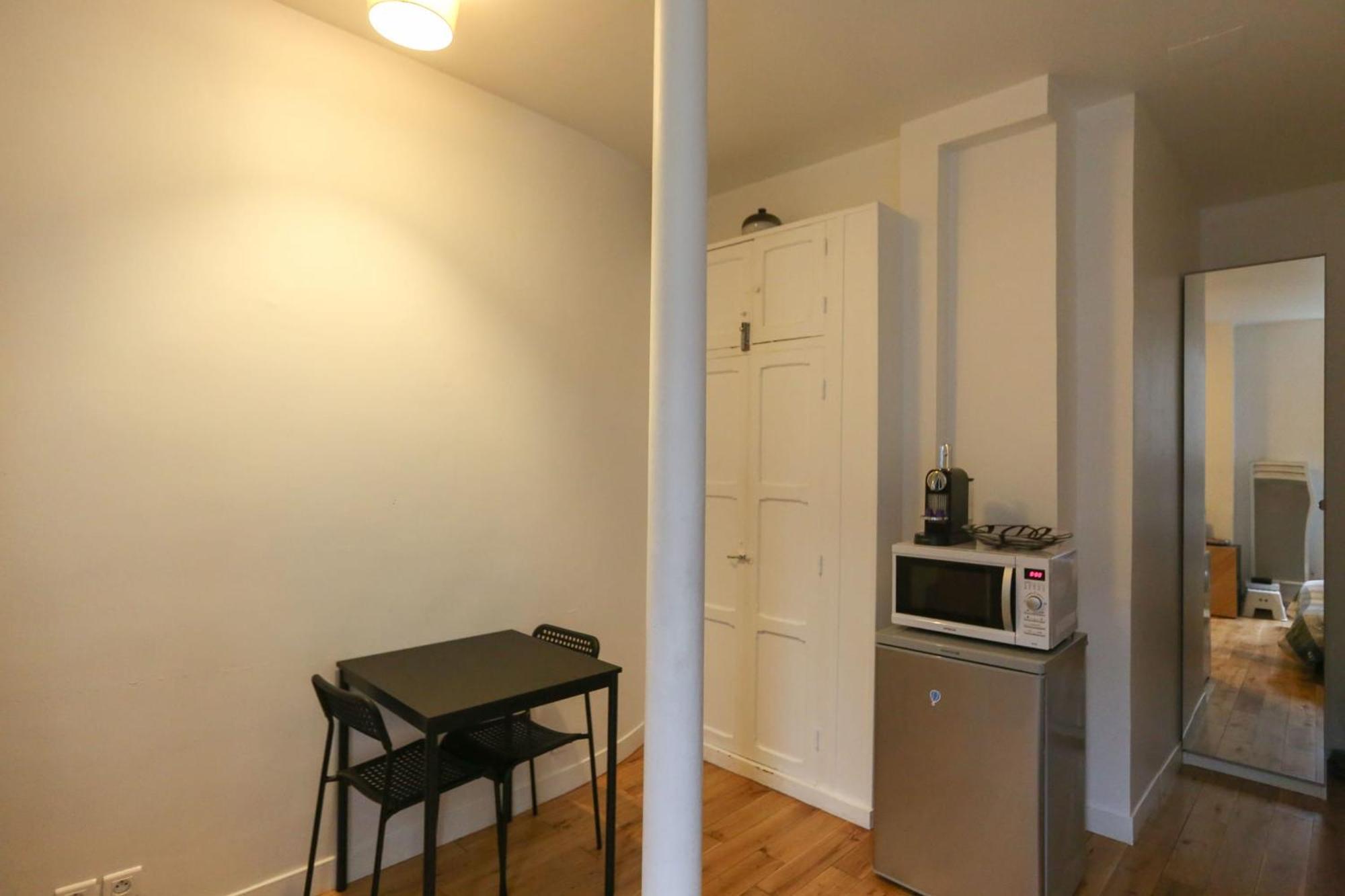 Nice And Comfortable Studio Apartment Paris Ngoại thất bức ảnh